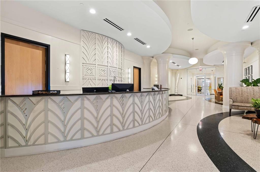 860 Peachtree Street NE Unit 2101