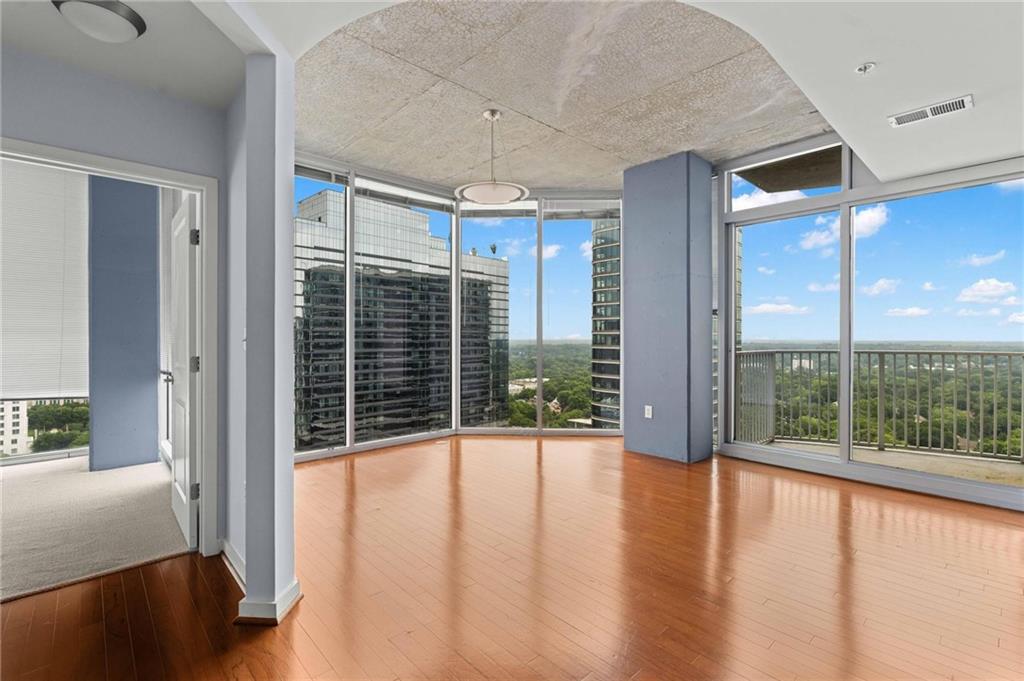 860 Peachtree Street NE Unit 2101