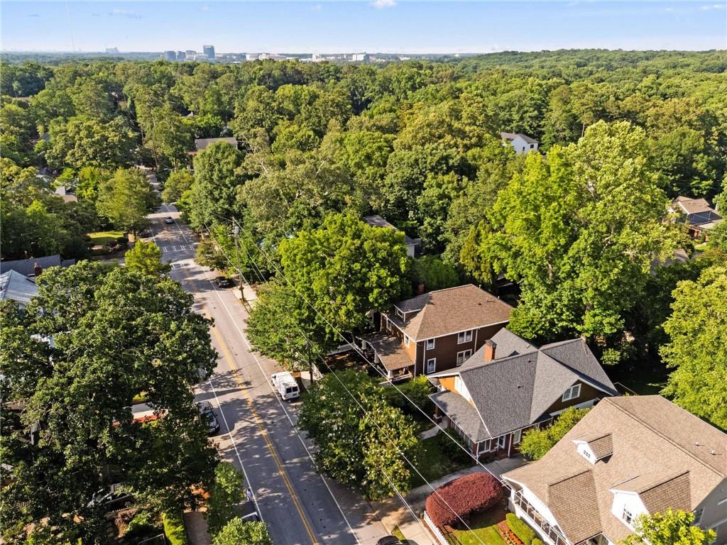 521 Clifton Road NE