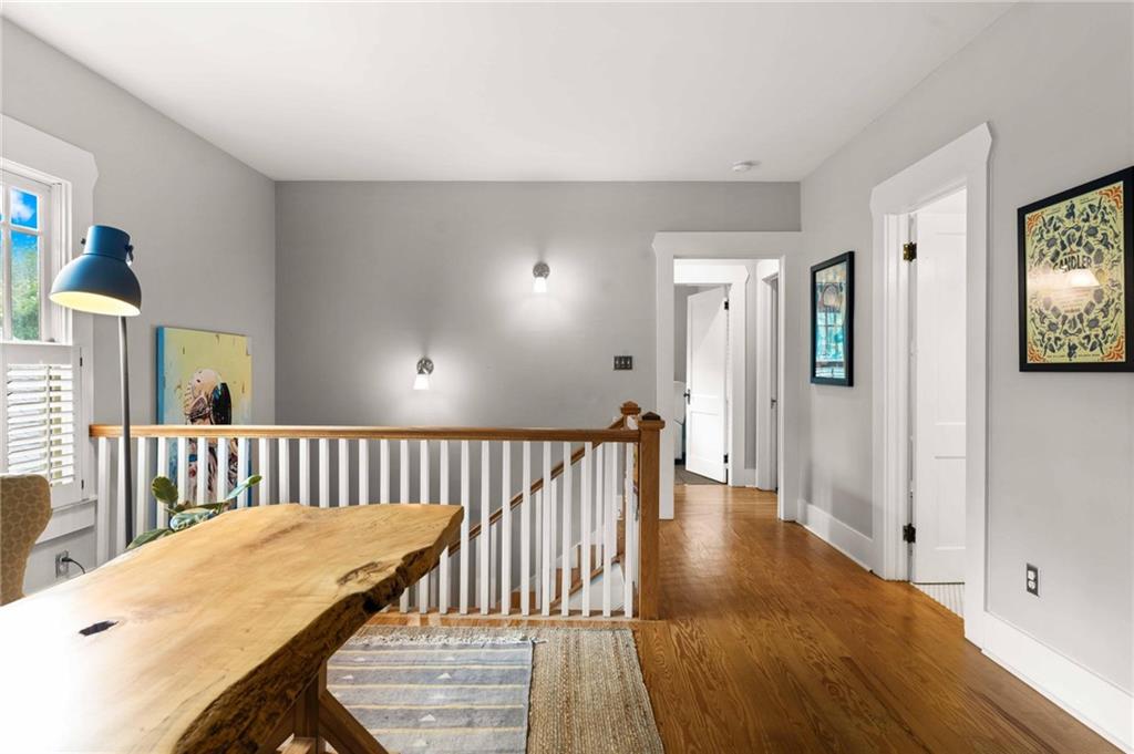 521 Clifton Road NE