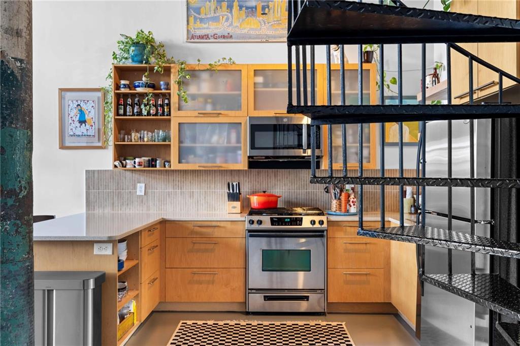 170 Boulevard SE Unit E111