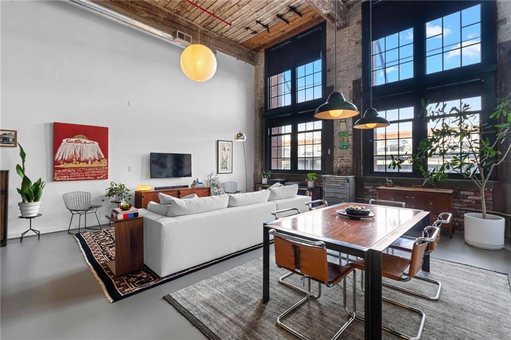170 Boulevard SE Unit E111
