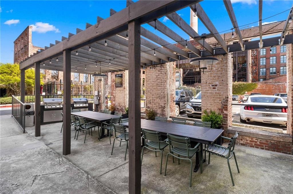 170 Boulevard SE Unit E111
