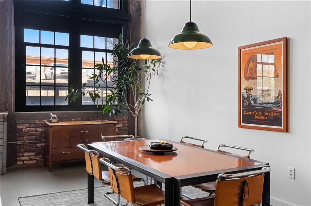 170 Boulevard SE Unit E111