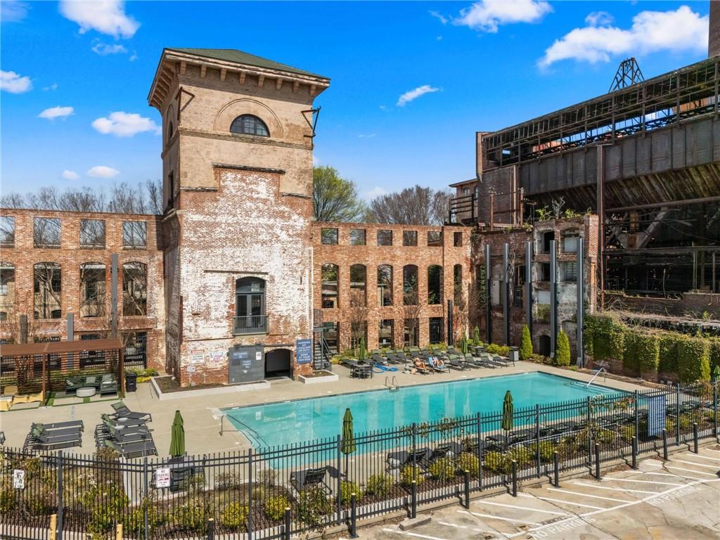 170 Boulevard SE Unit E111