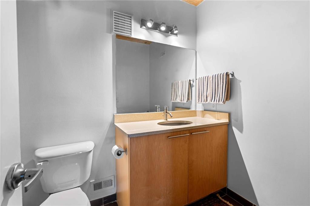 170 Boulevard SE Unit E111