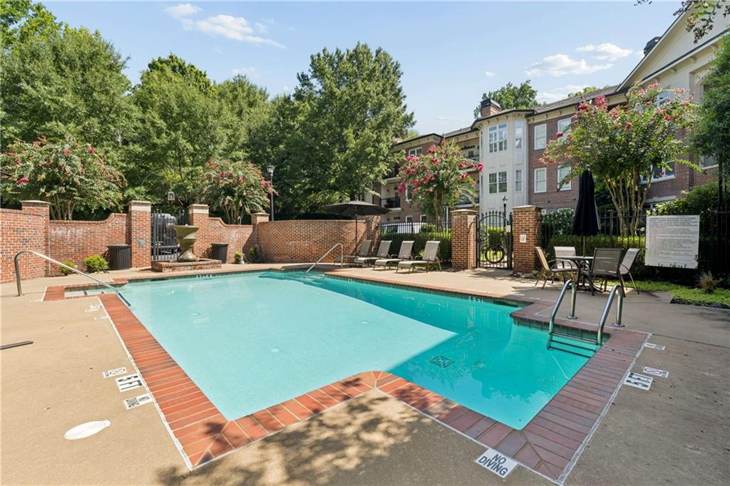 828 Highland Lane NE Unit 2106