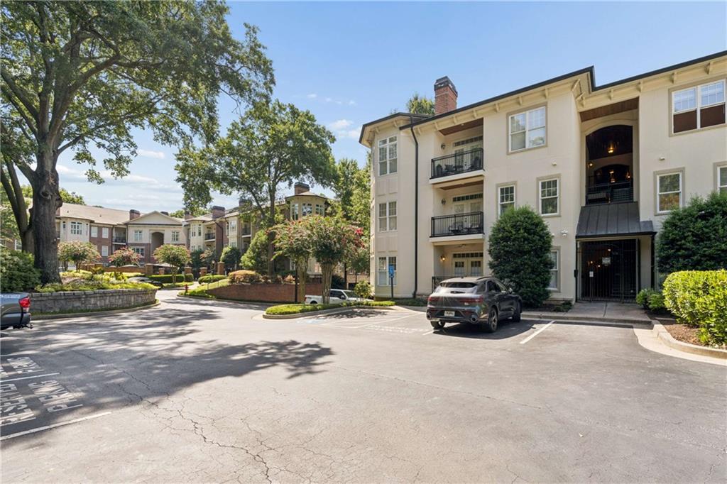 828 Highland Lane NE Unit 2106