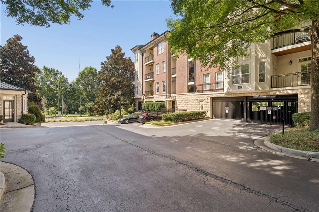 828 Highland Lane NE Unit 2106