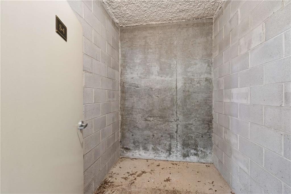 828 Highland Lane NE Unit 2106