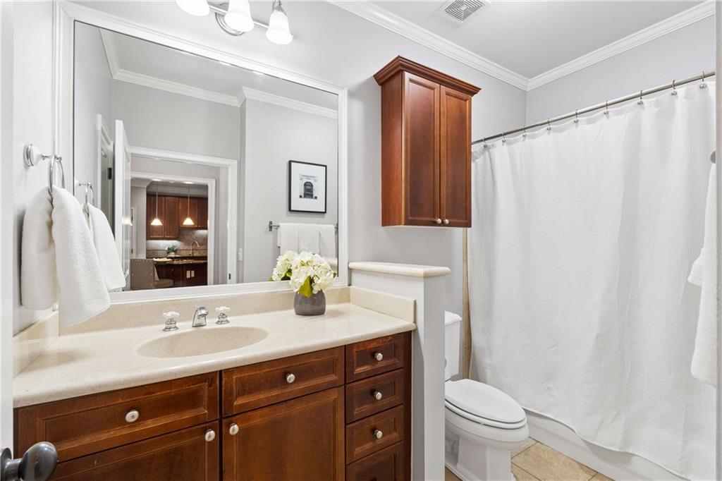 828 Highland Lane NE Unit 2106