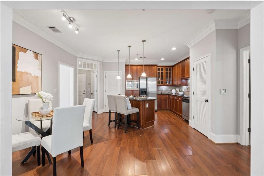 828 Highland Lane NE Unit 2106
