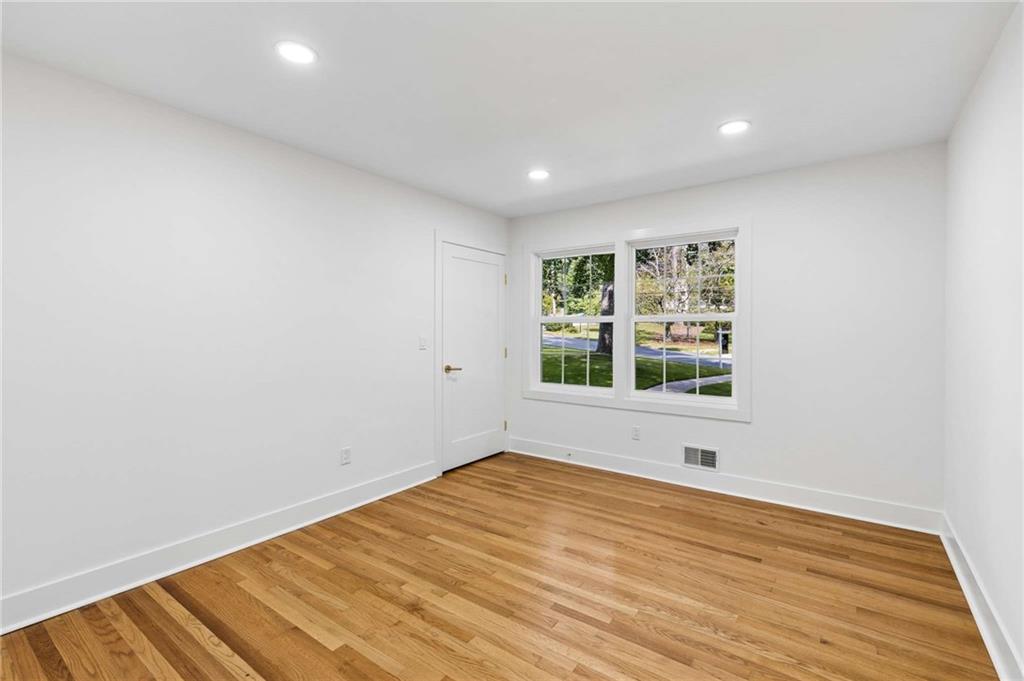 1896 Fisher Trail NE