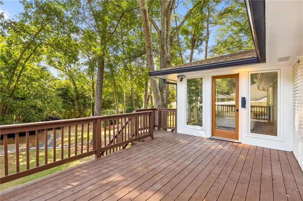 1896 Fisher Trail NE