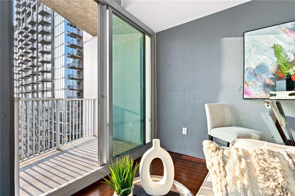 860 Peachtree Street NE Unit 2101