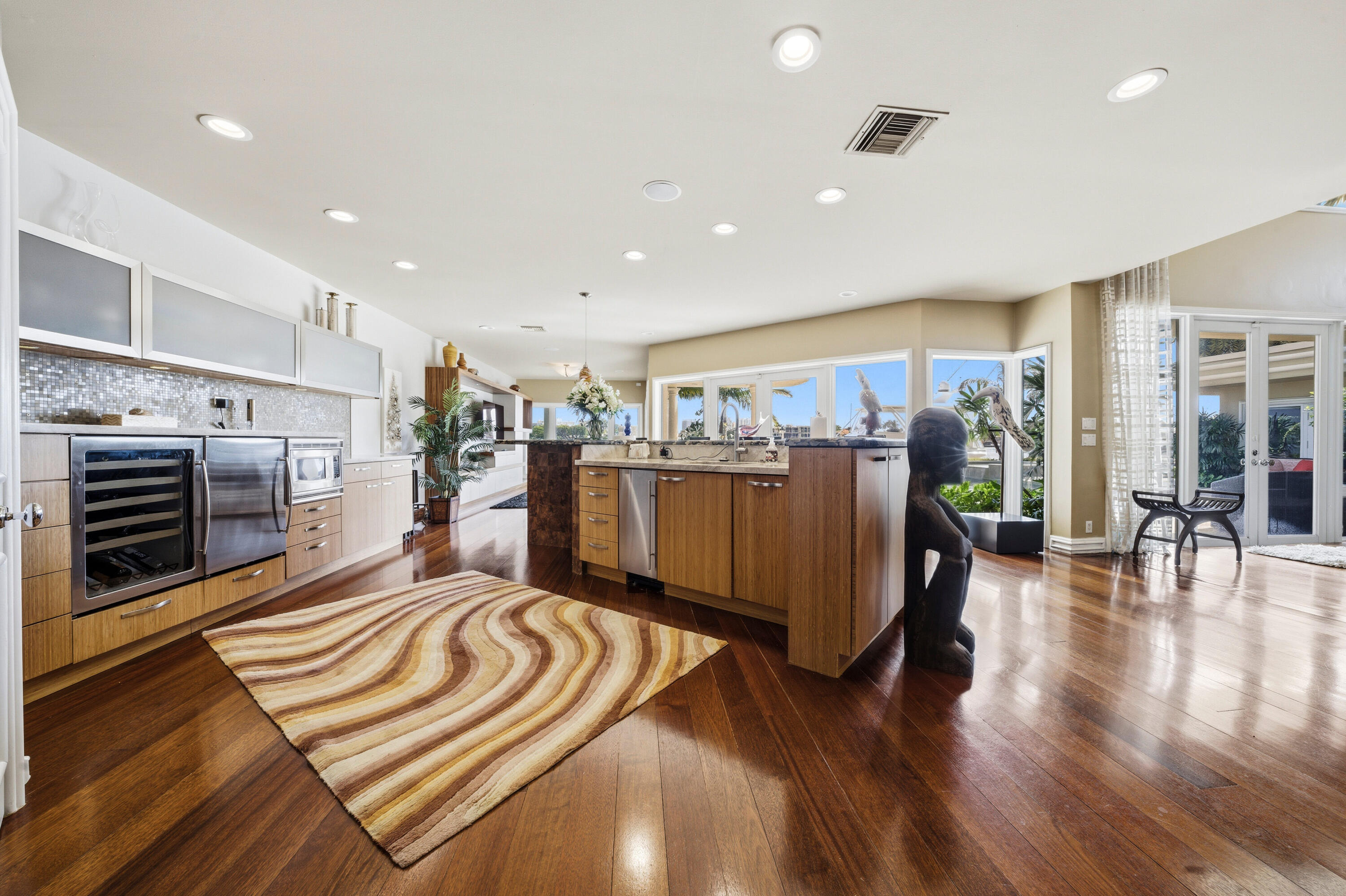 3 Isla Bahia Drive