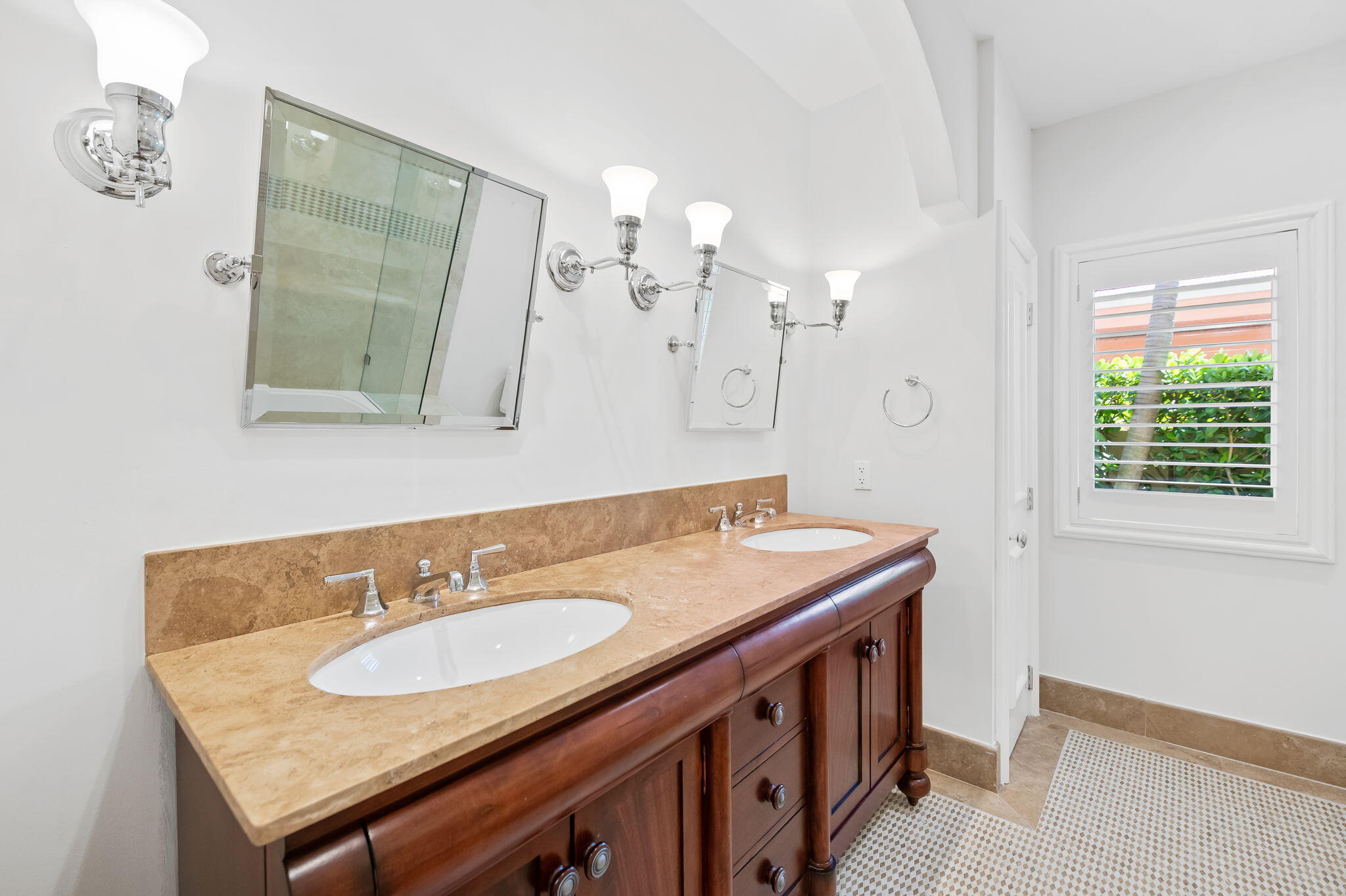 3 Isla Bahia Drive