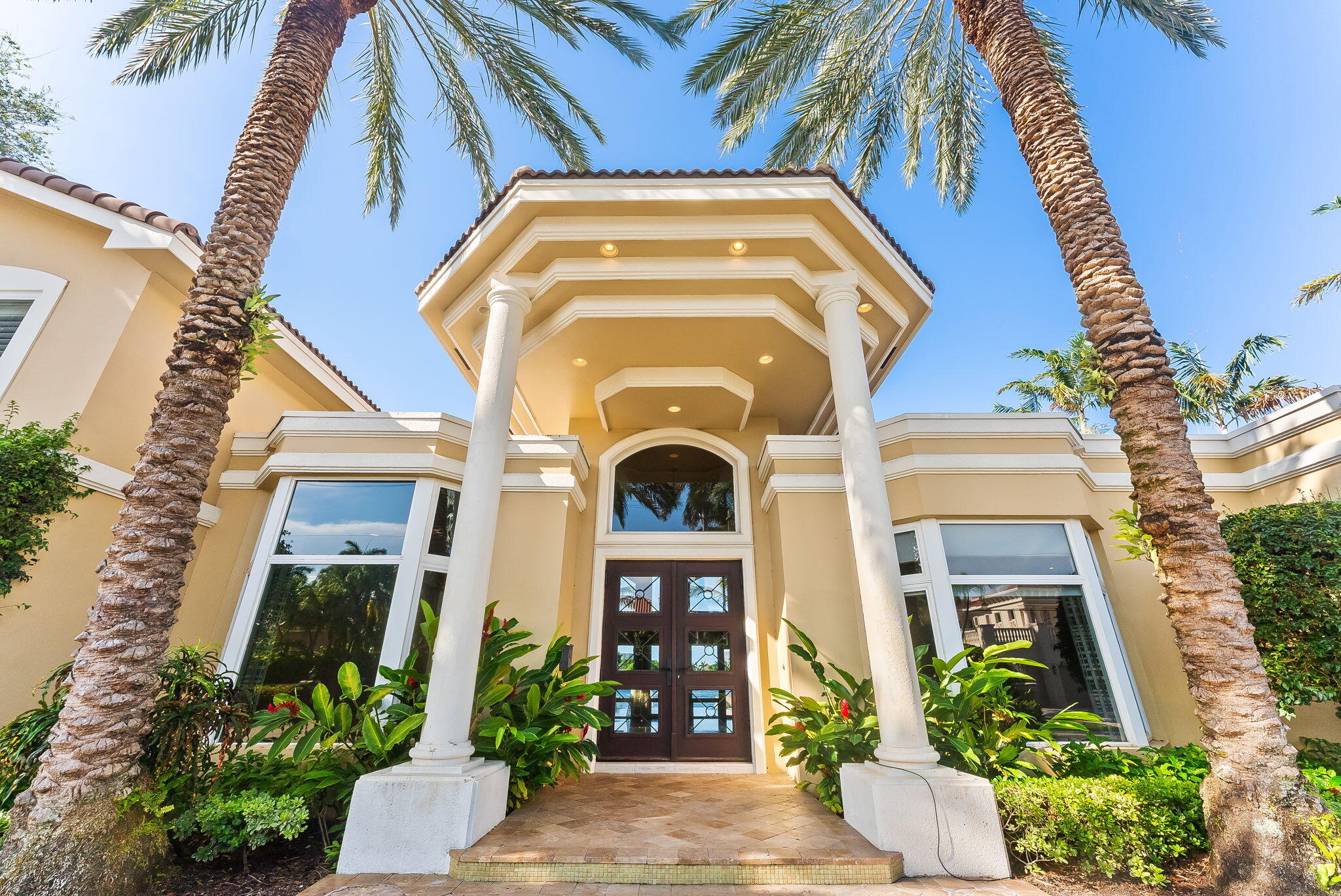 3 Isla Bahia Drive