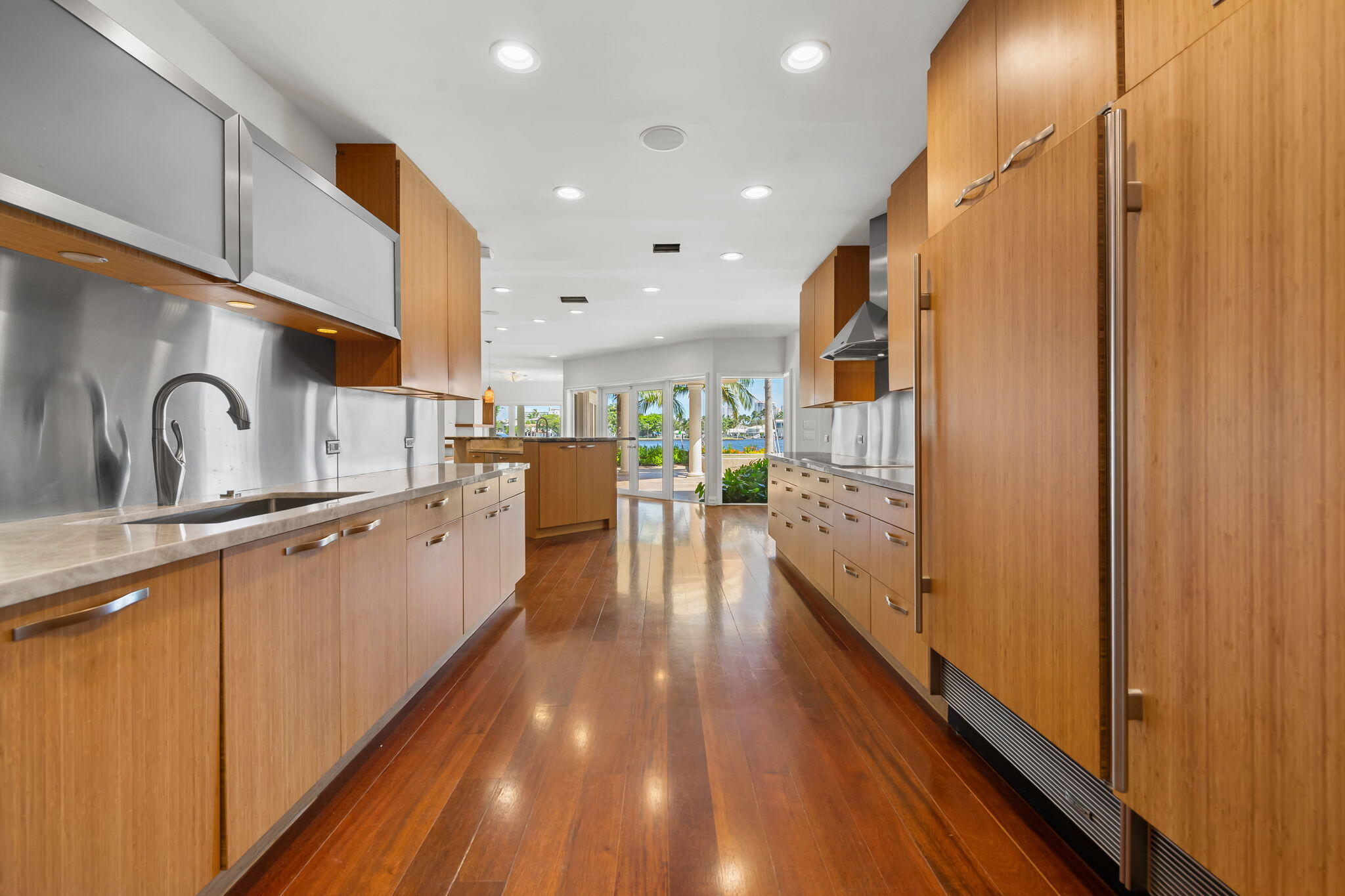 3 Isla Bahia Drive