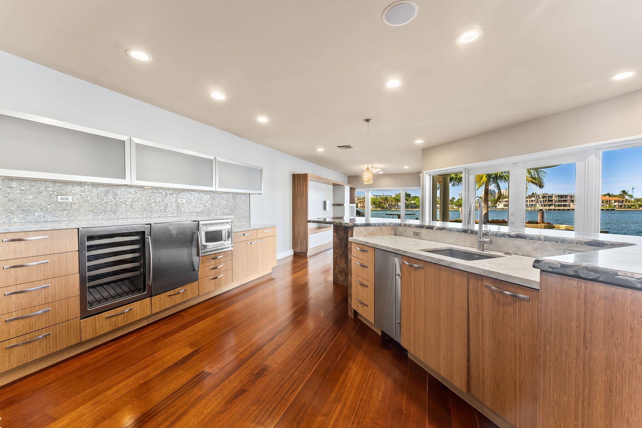 3 Isla Bahia Drive