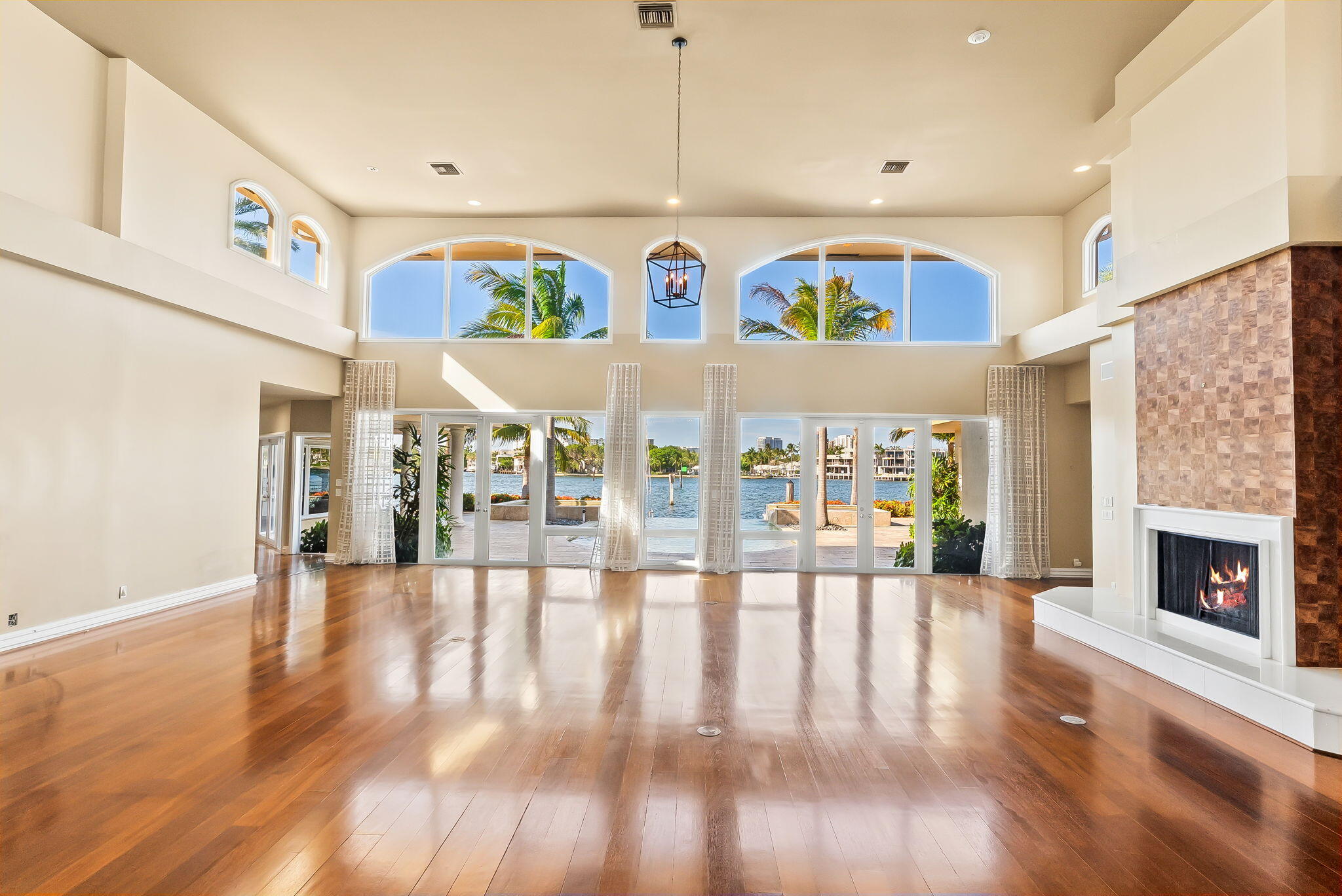 3 Isla Bahia Drive