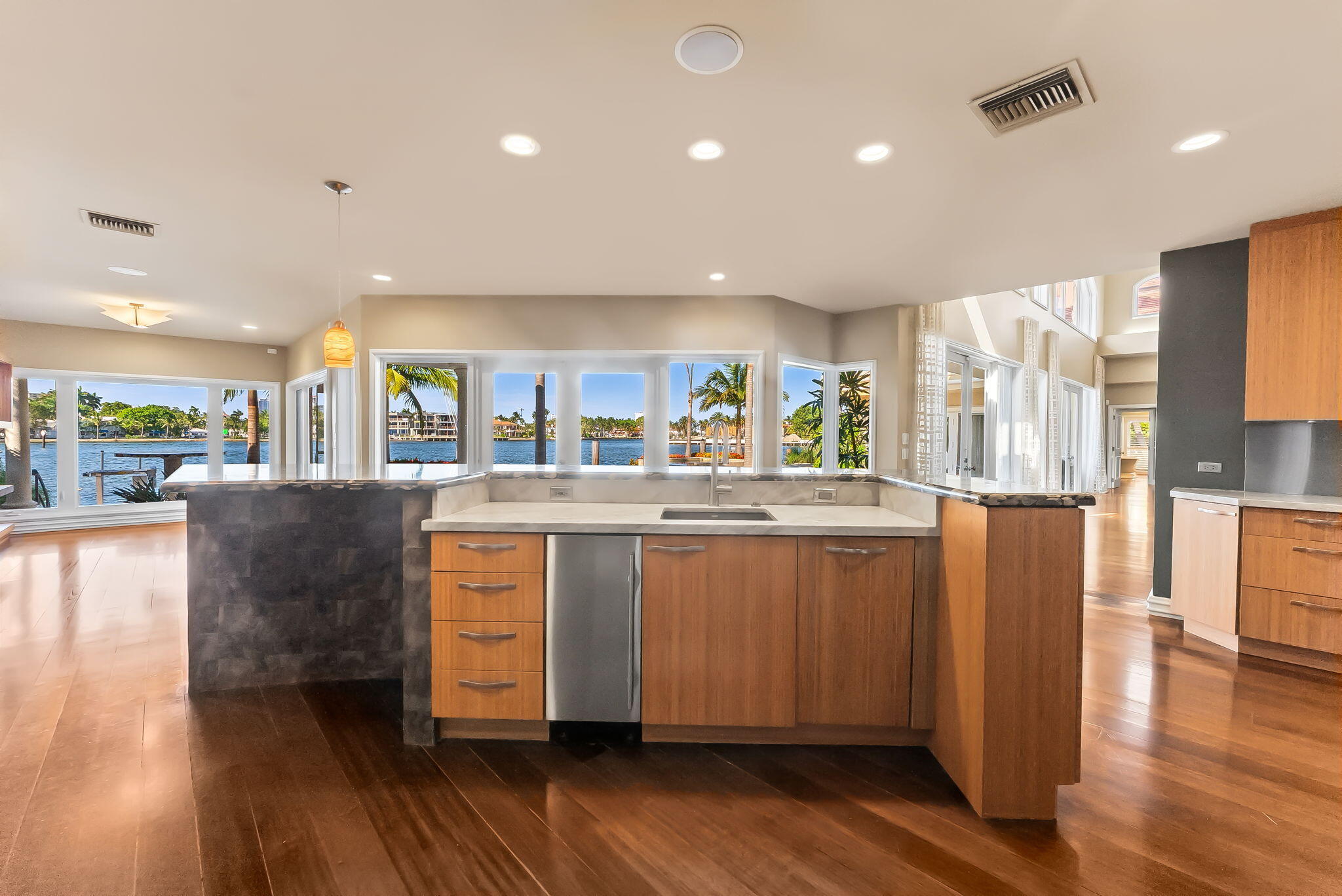 3 Isla Bahia Drive