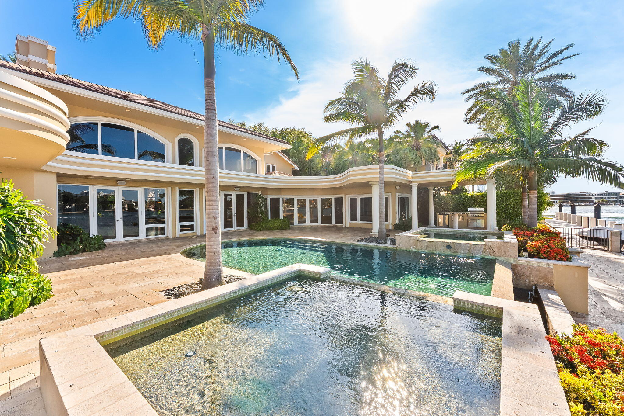 3 Isla Bahia Drive