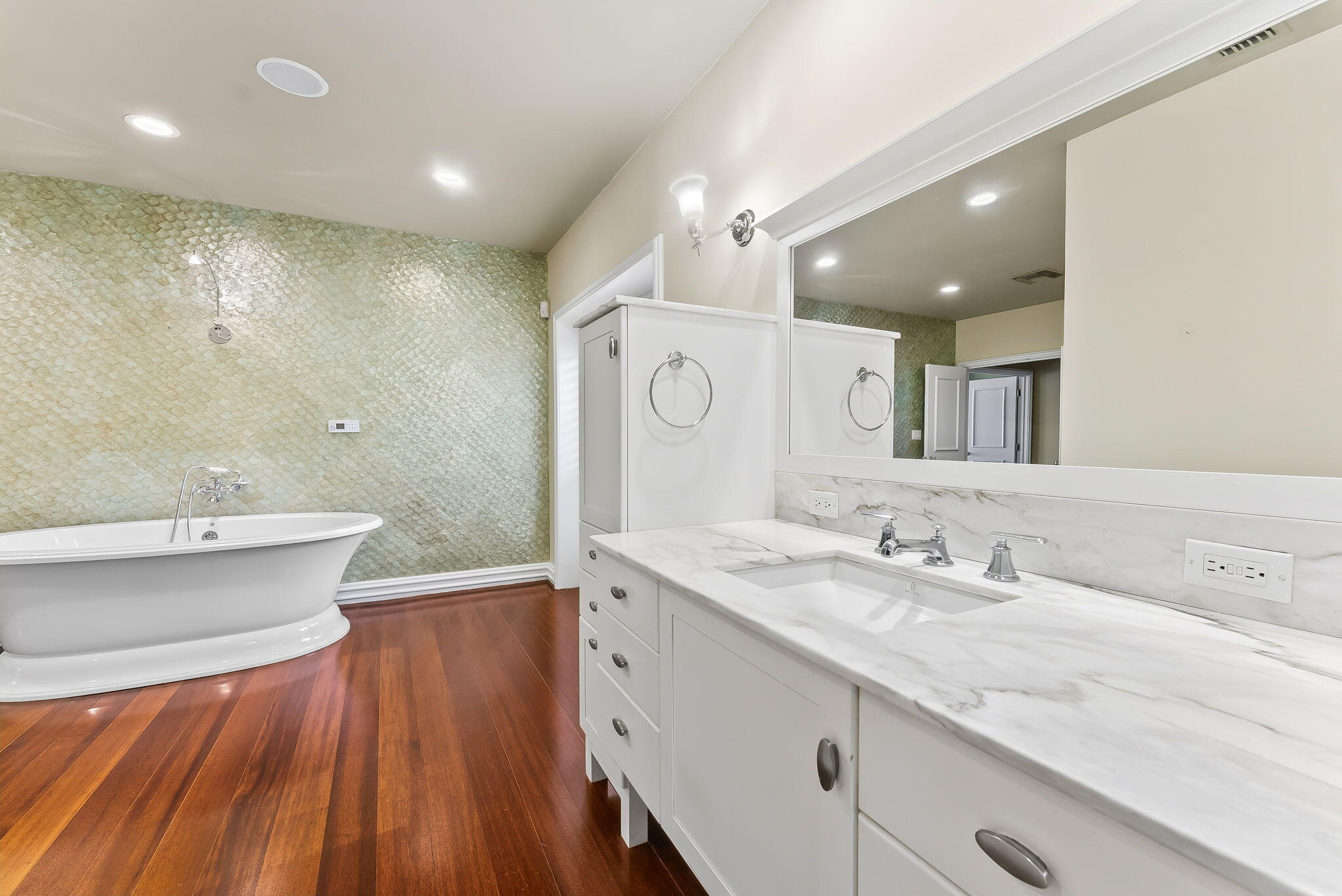 3 Isla Bahia Drive