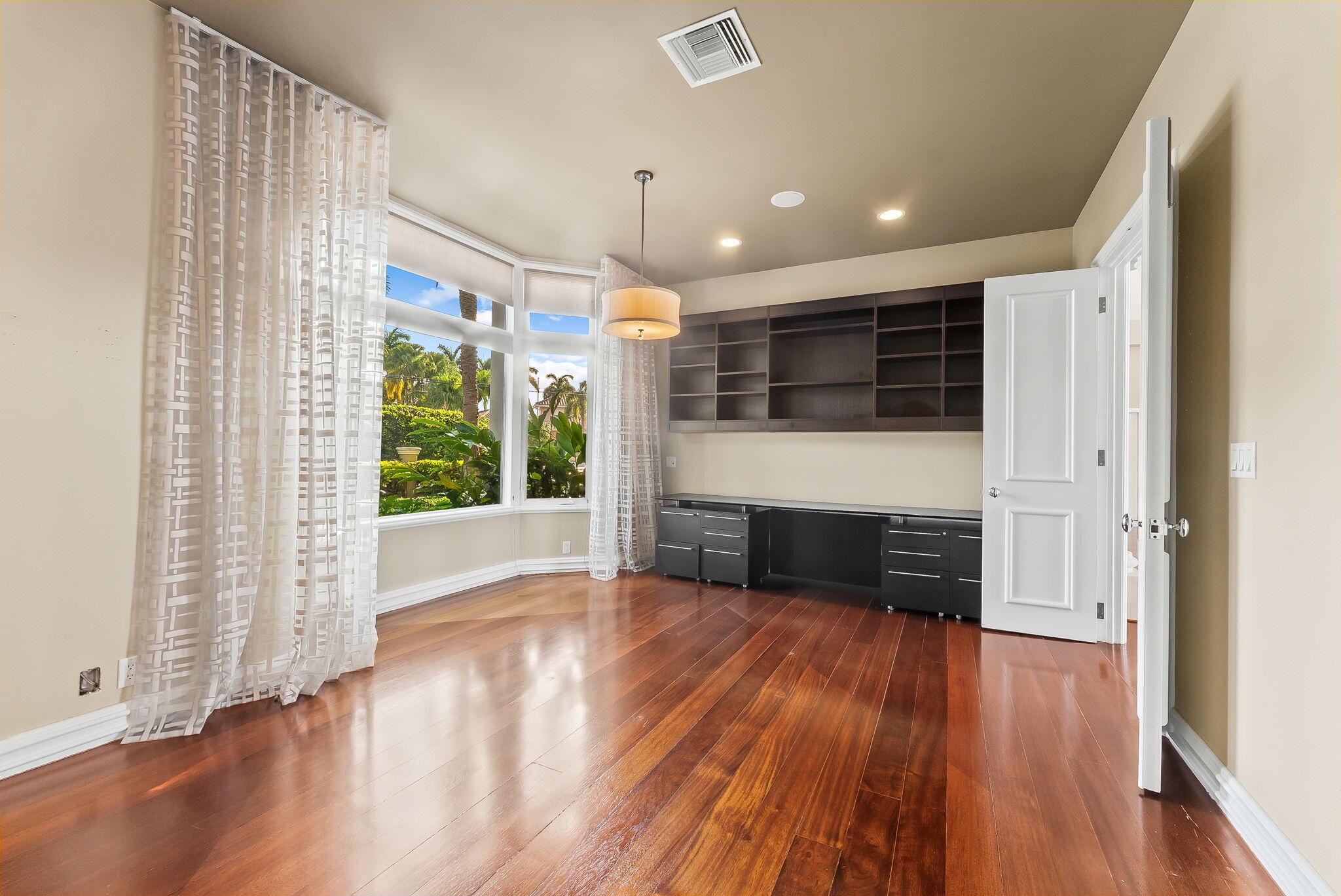 3 Isla Bahia Drive