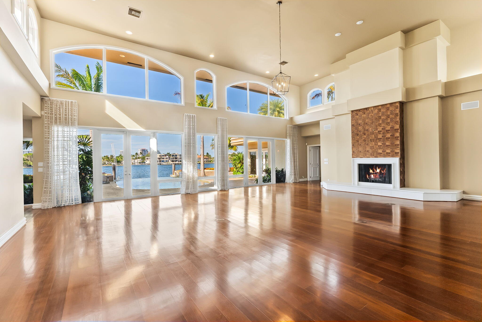 3 Isla Bahia Drive