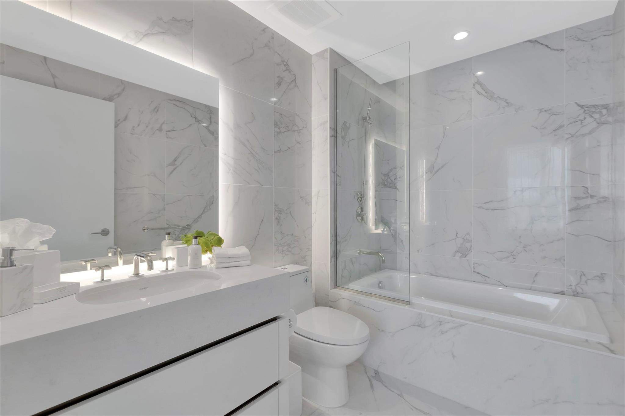 525 N Fort Lauderdale Beach Boulevard Unit: 1903