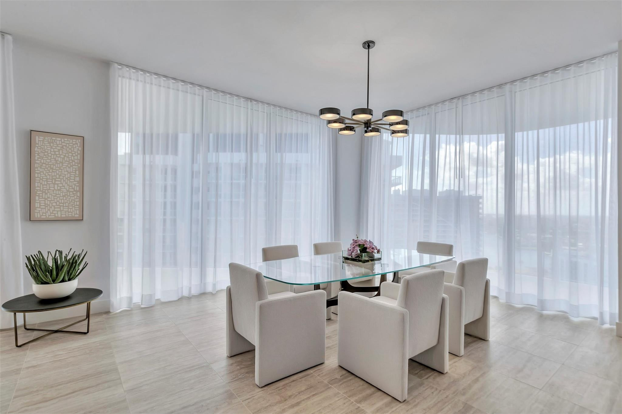 525 N Fort Lauderdale Beach Boulevard Unit: 1903
