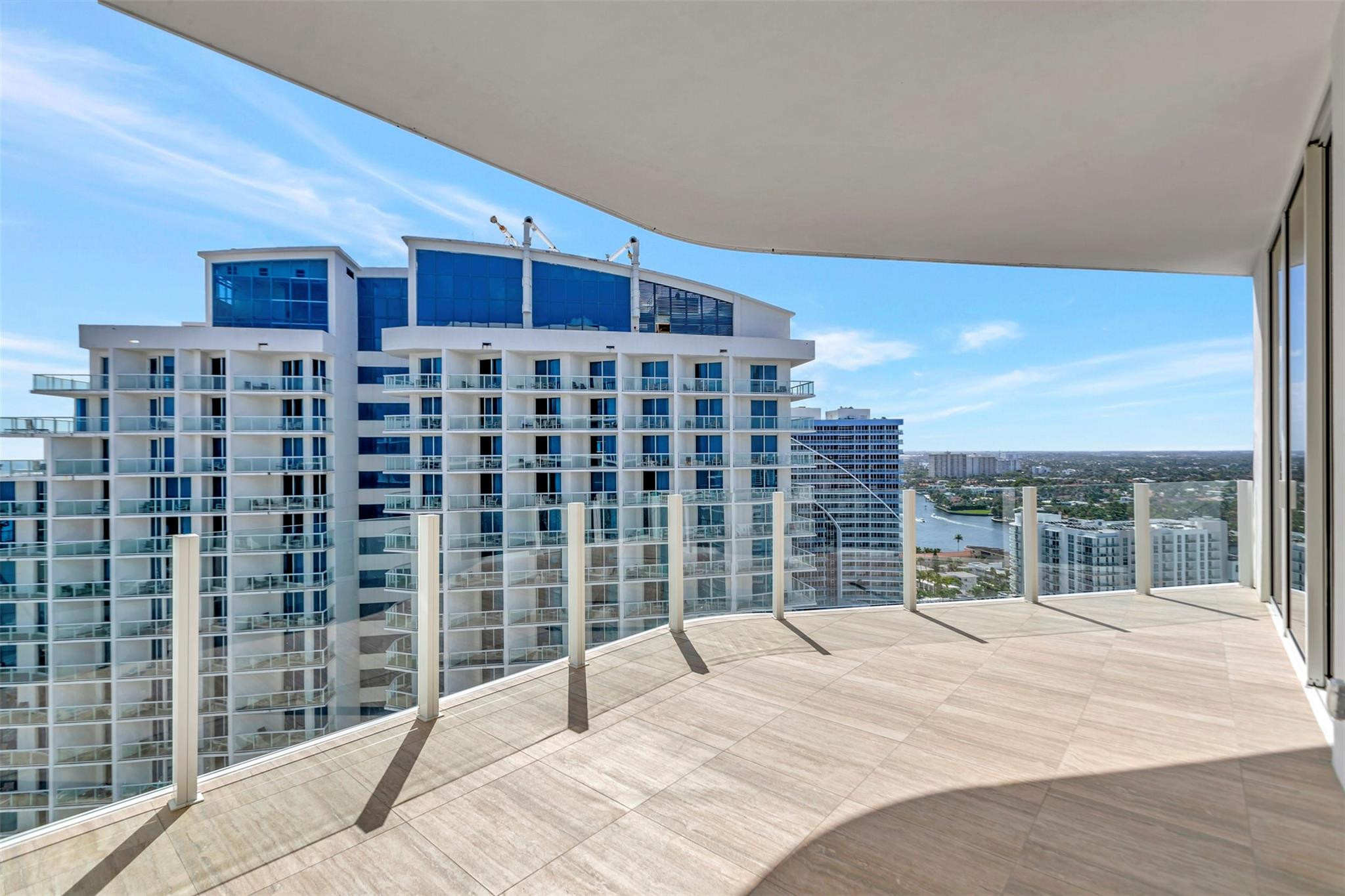 525 N Fort Lauderdale Beach Boulevard Unit: 1903