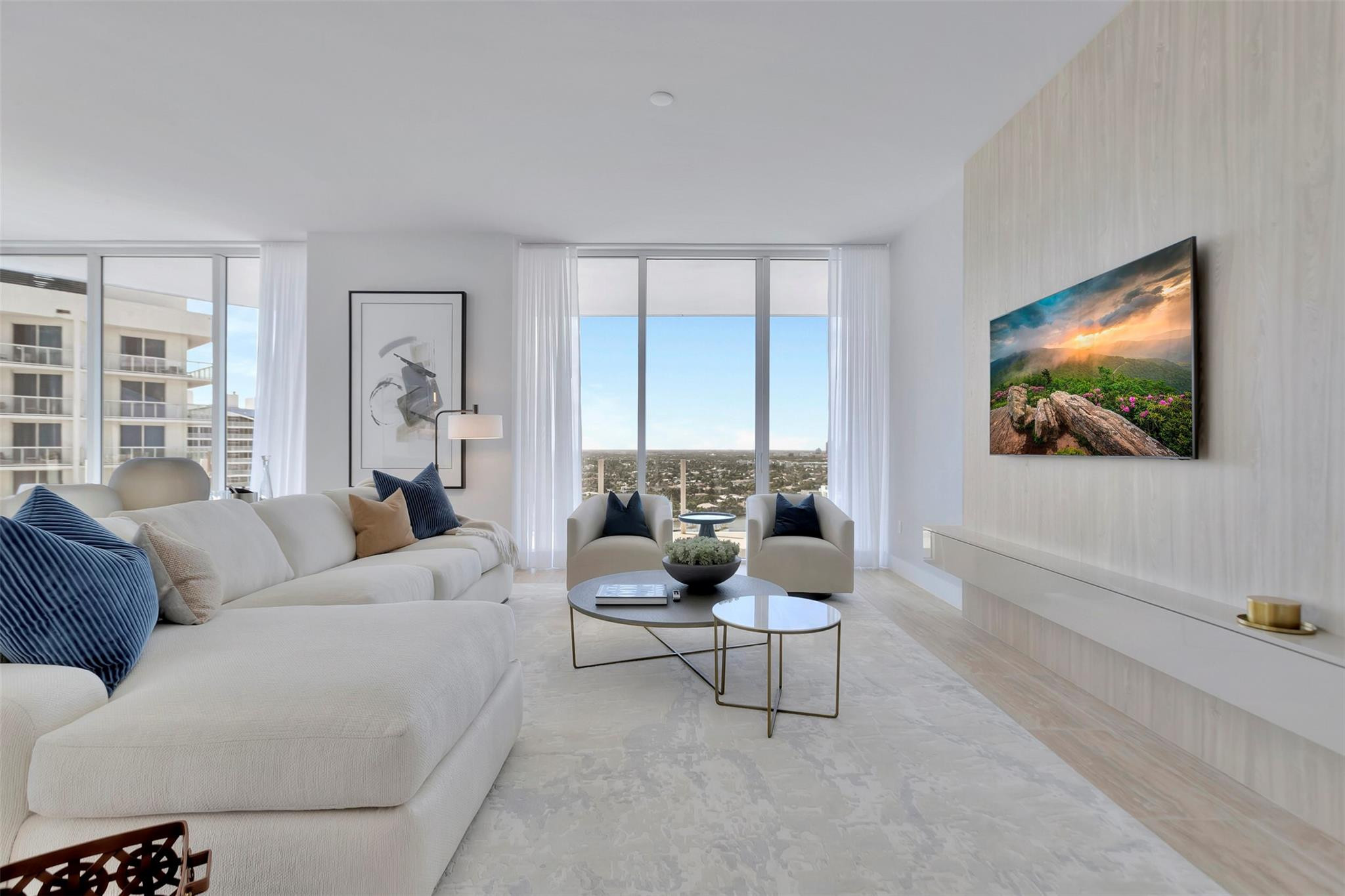525 N Fort Lauderdale Beach Boulevard Unit: 1903