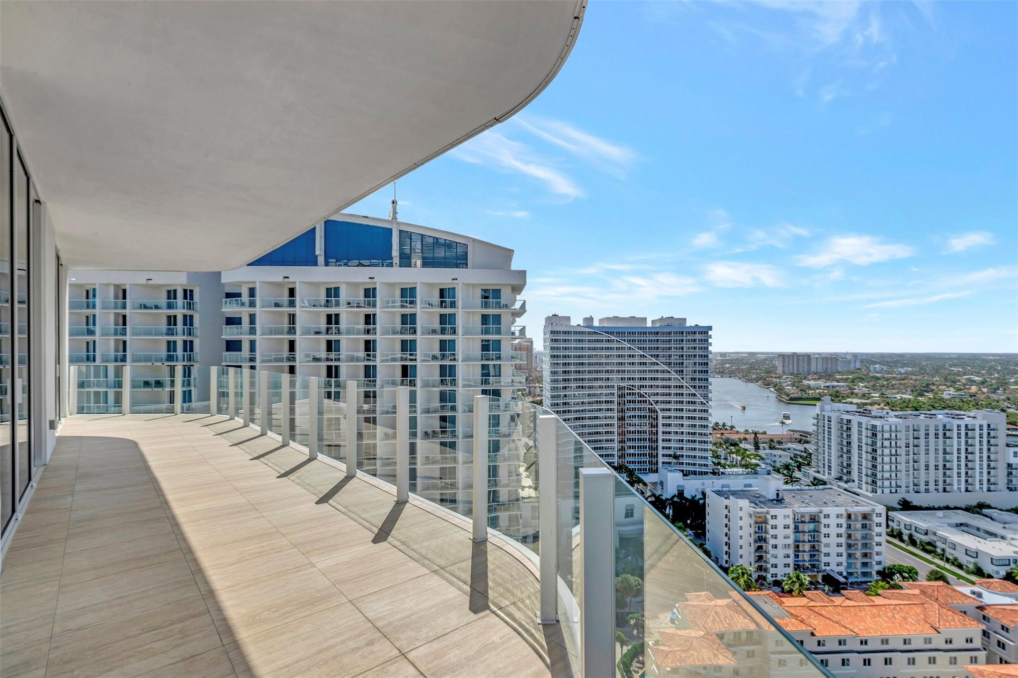 525 N Fort Lauderdale Beach Boulevard Unit: 1903