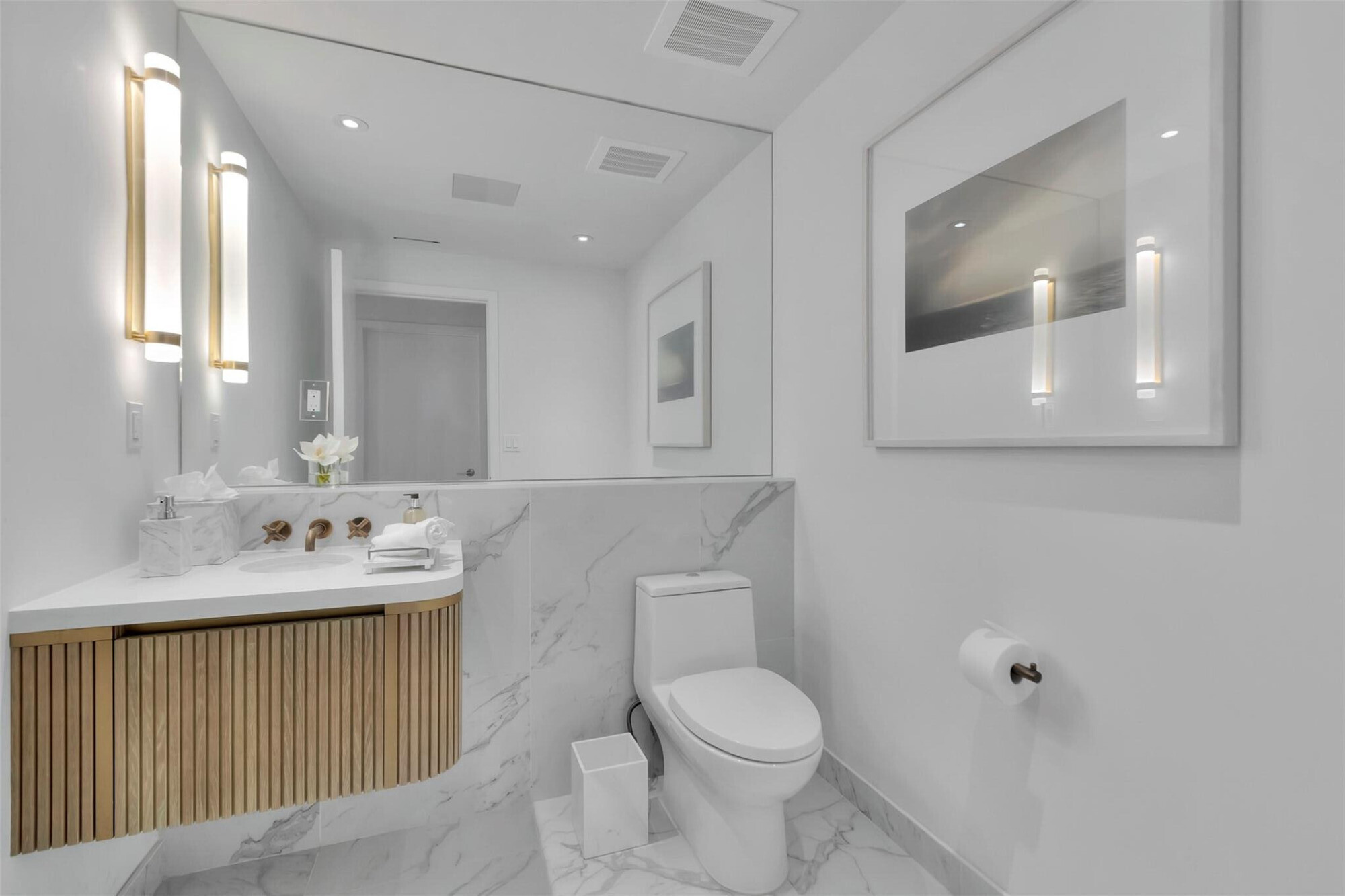 525 N Fort Lauderdale Beach Boulevard Unit: 1903