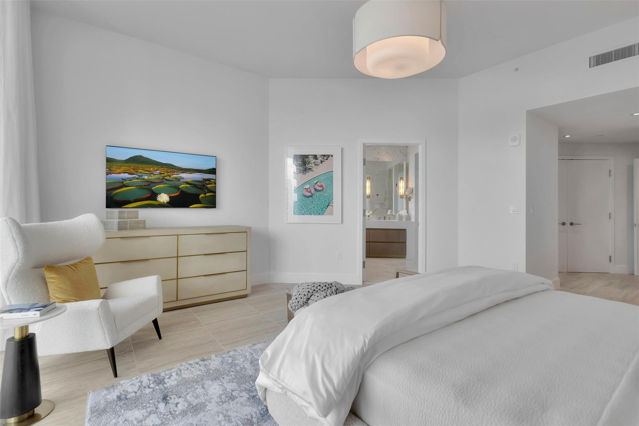 525 N Fort Lauderdale Beach Boulevard Unit: 1903