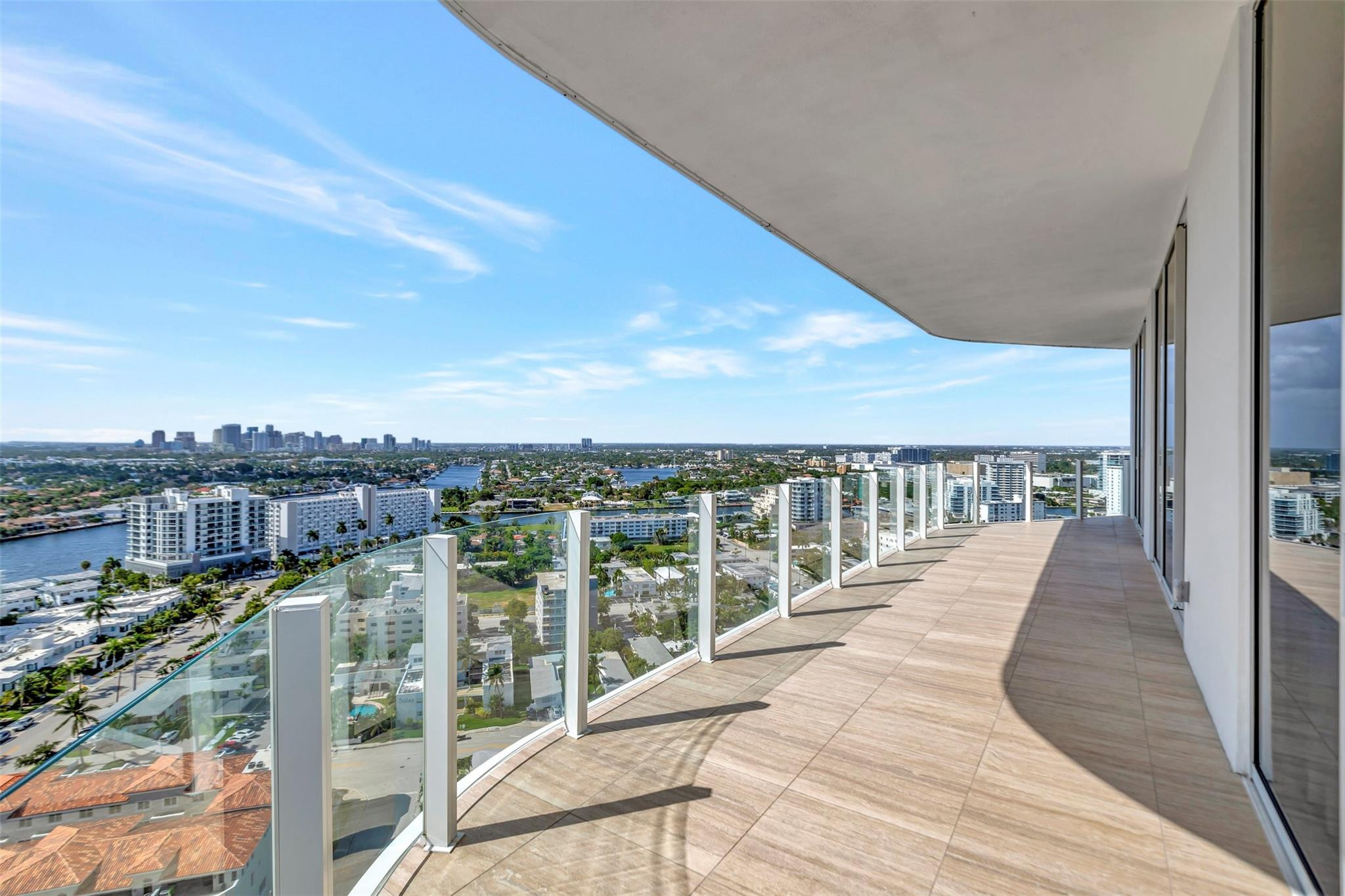 525 N Fort Lauderdale Beach Boulevard Unit: 1903