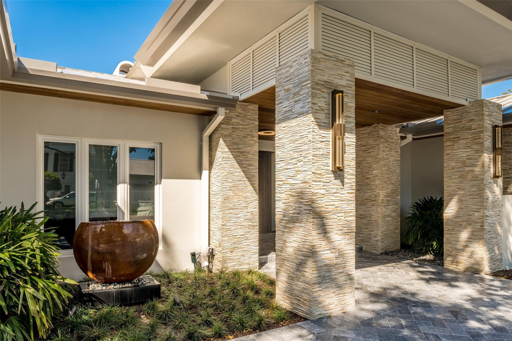 1 Compass Ln