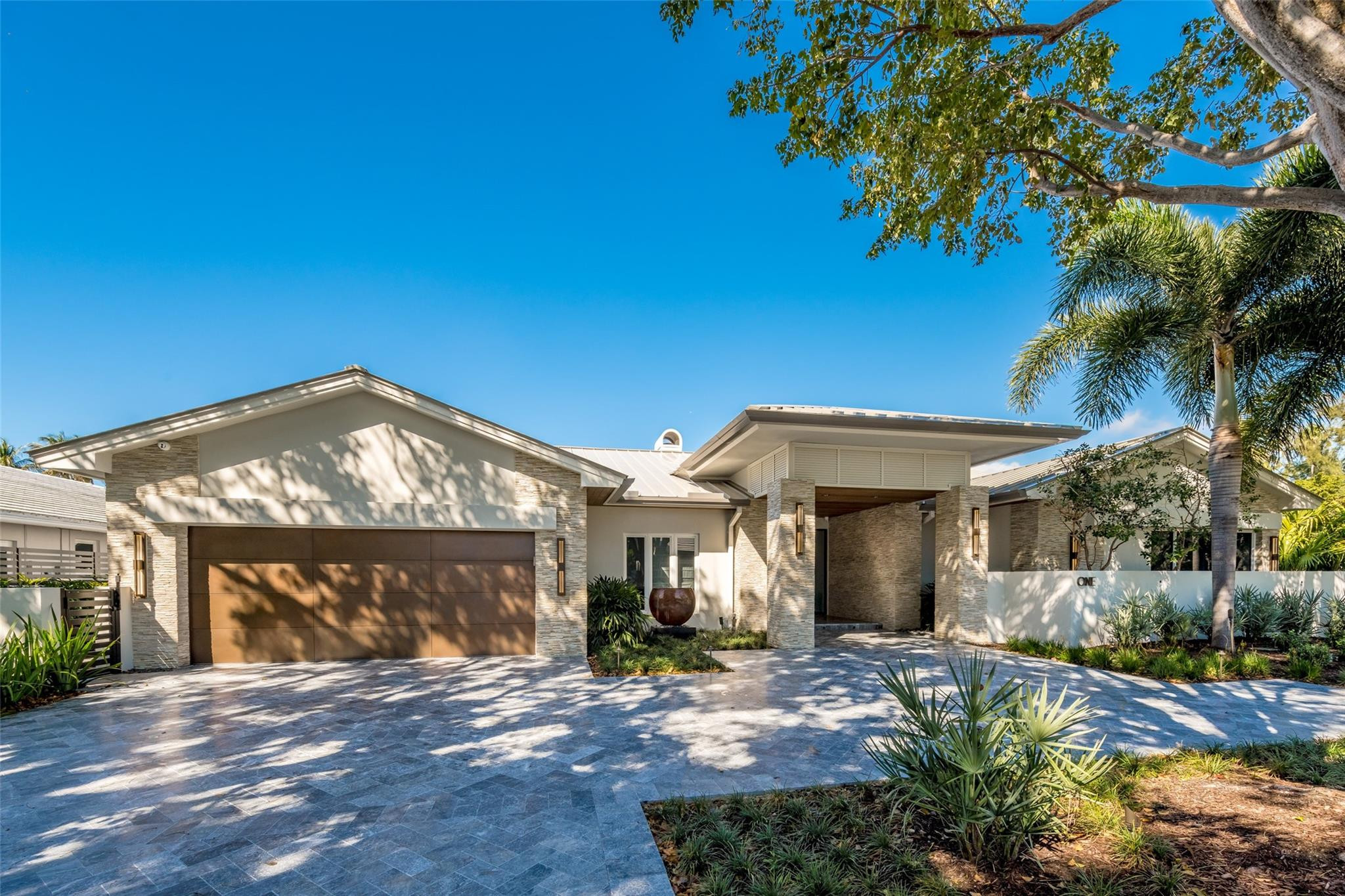 1 Compass Ln