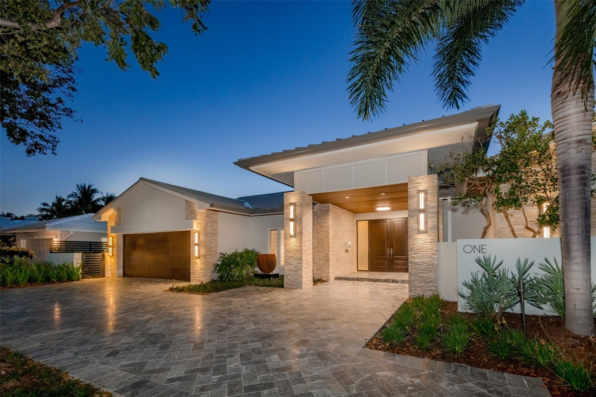 1 Compass Ln