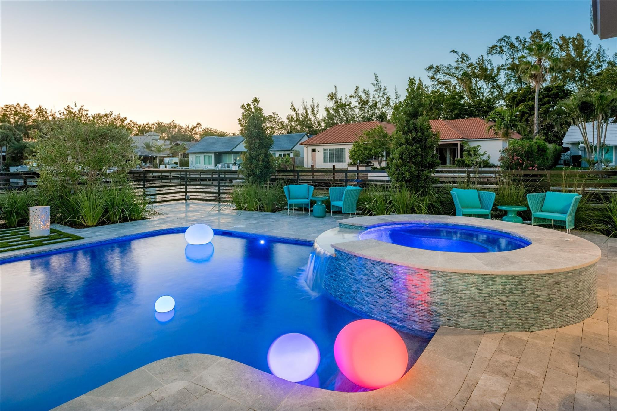 1 Compass Ln