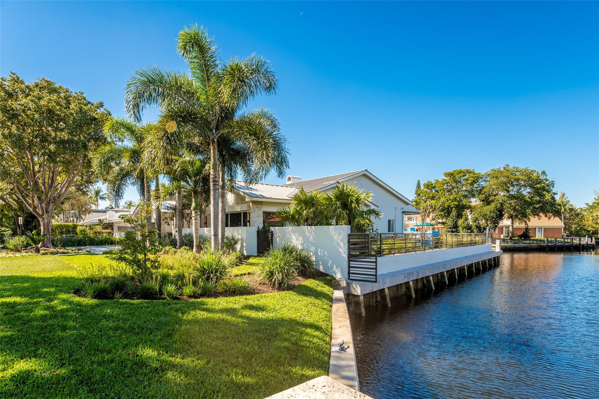 1 Compass Ln