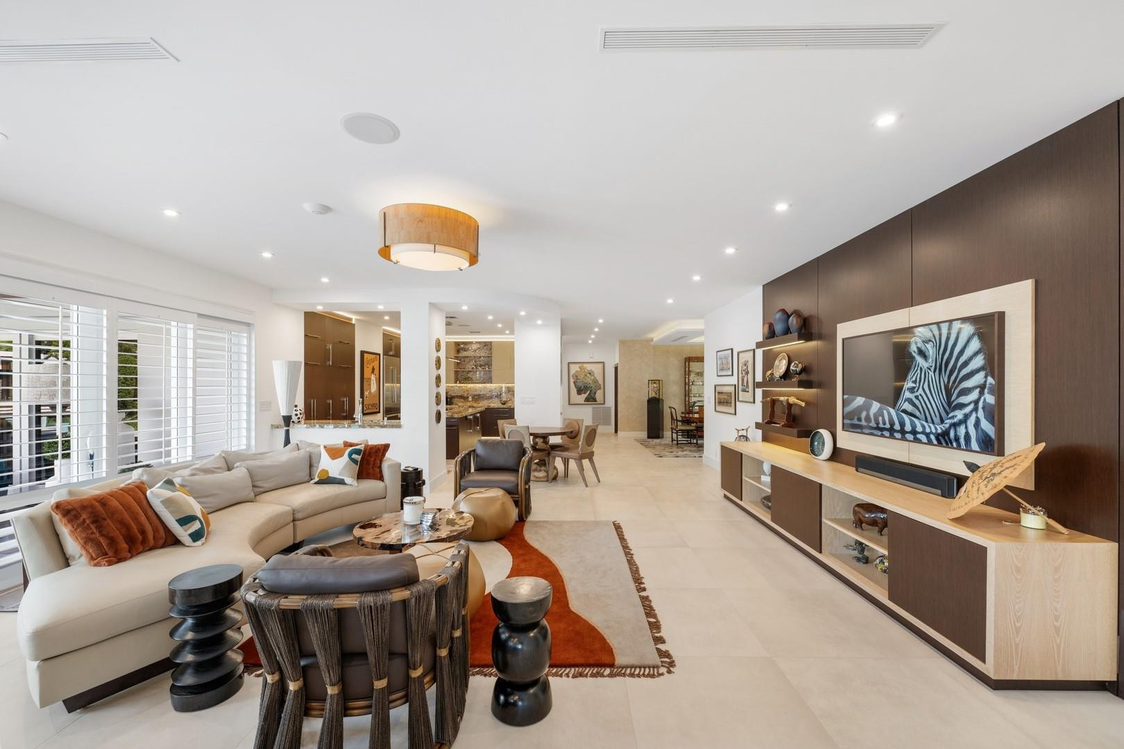 1 Compass Ln