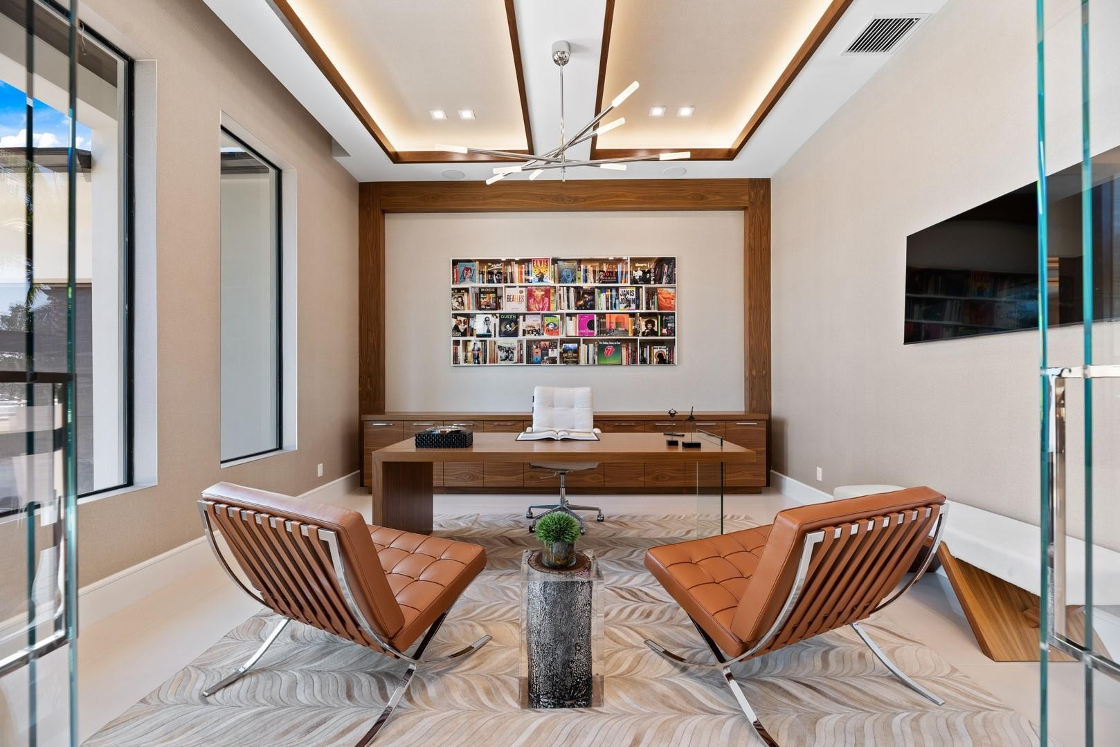 4028 Country Club Ln