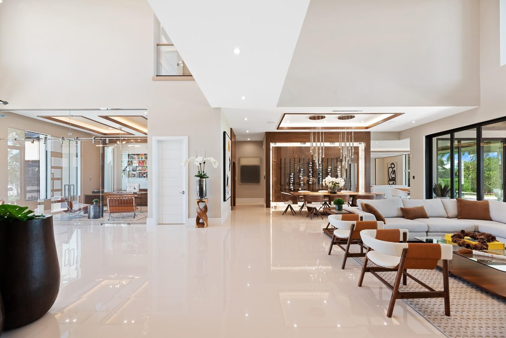 4028 Country Club Ln