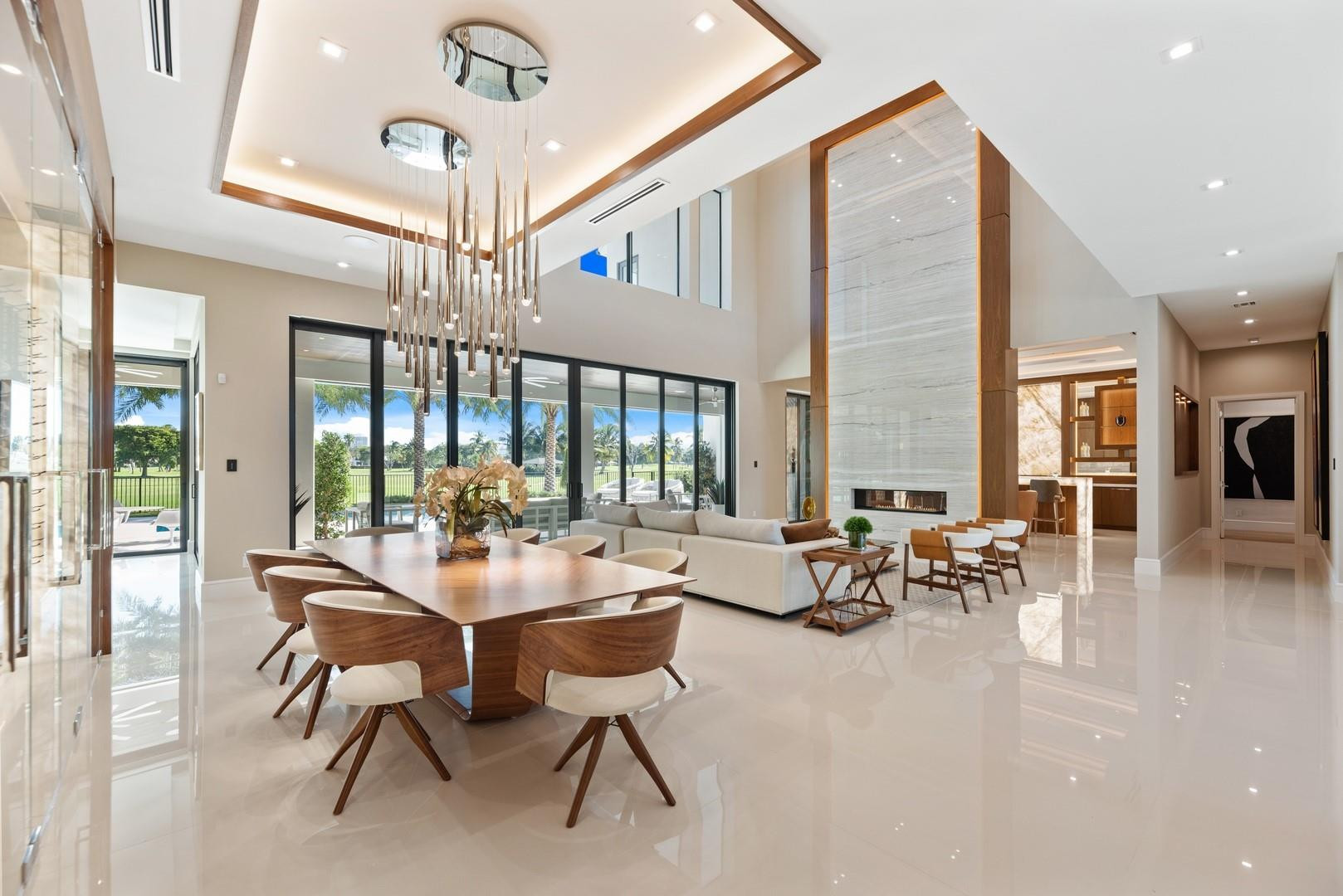 4028 Country Club Ln