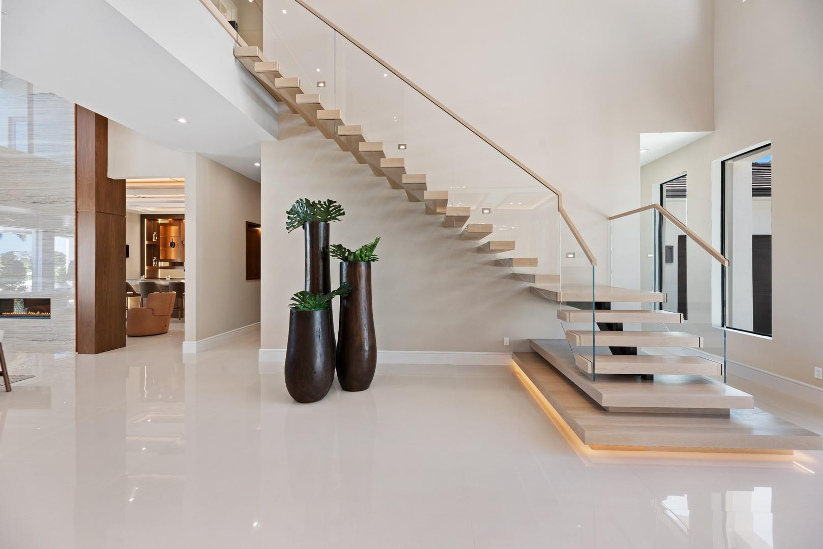 4028 Country Club Ln