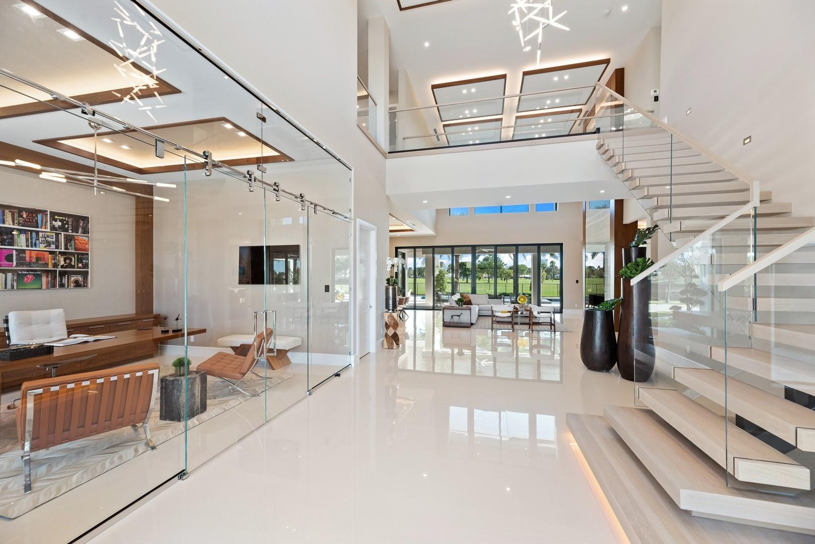 4028 Country Club Ln