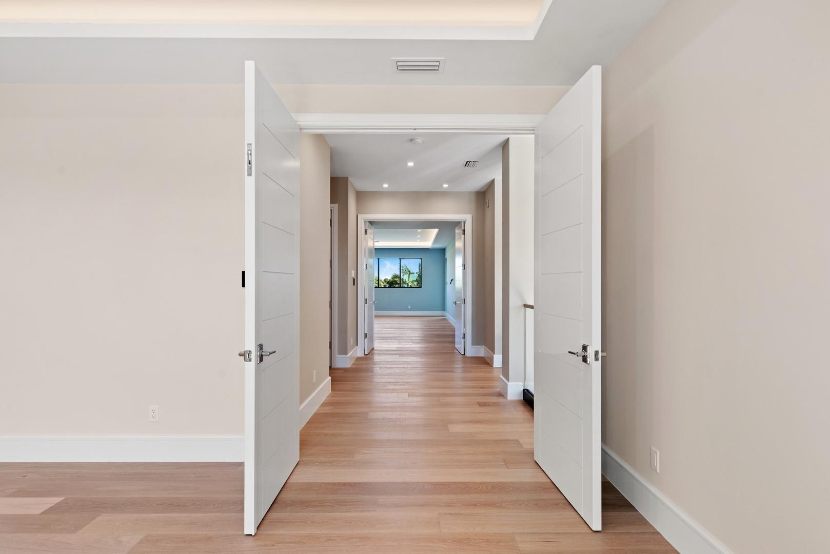 4028 Country Club Ln